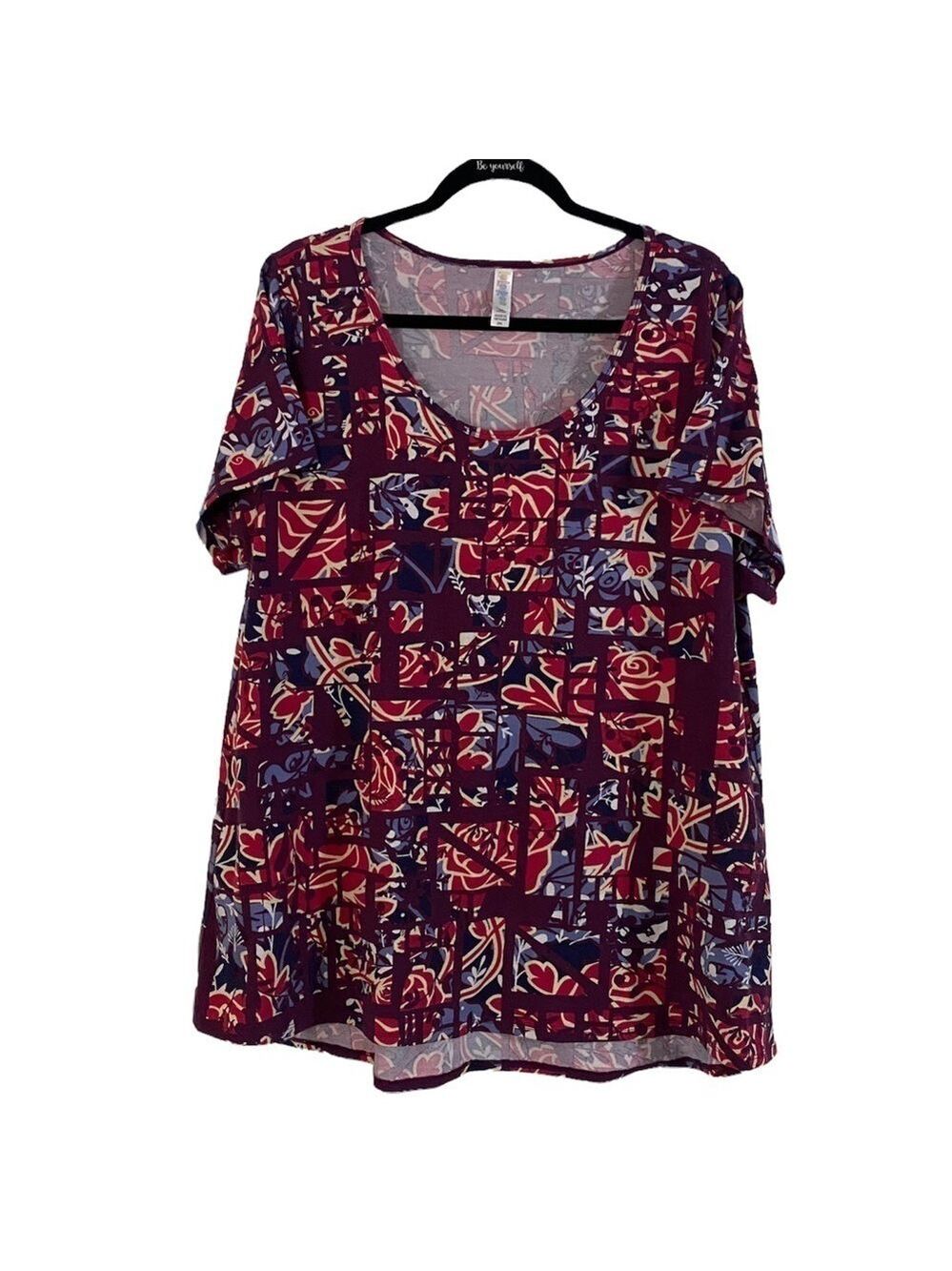 LuLaRoe Floral Hi-low Top Size 2XL Stretchy and Soft Simply Comfortable Fall